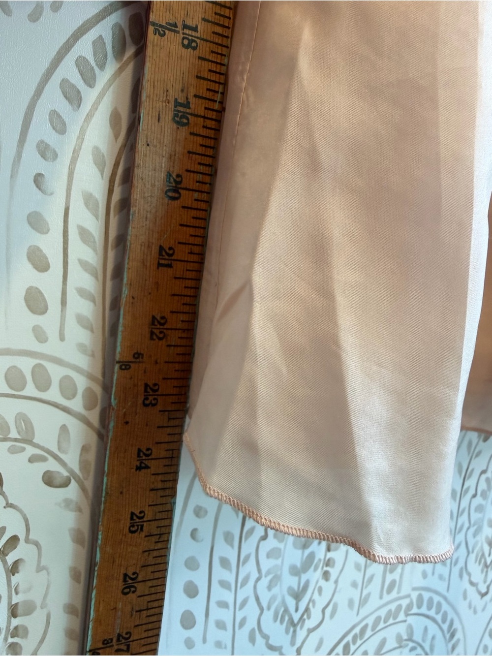 Gold Hawk NWT 100% Silk Teddy Cami Camisole NWT size Small rose petal - Picture 7 of 9